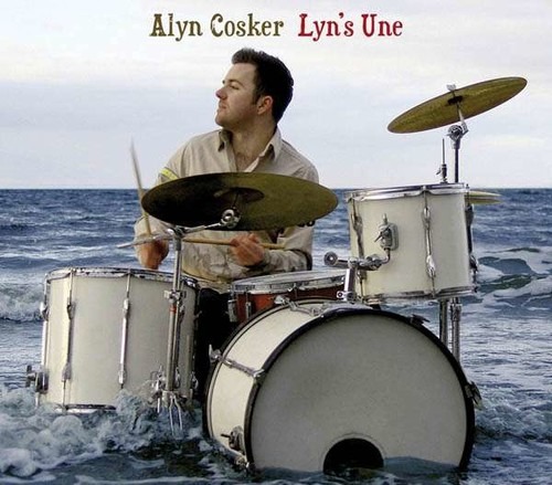 Lyn's Une - Alyn Cosker