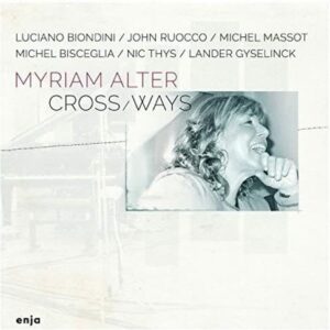 Cross/Ways - Myriam Alter