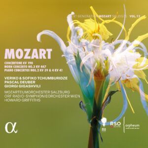 Mozart: Concertone KV 190, Horn Concerto No.3 KV 447, Piano Concertos No.2 KV 39 & No.4 KVv 41 - Howard Griffiths